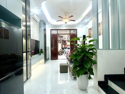 Bán nhà trần đại nghĩa, ô tô đỗ cửa, lô góc, kinh doanh, 36m2, 10 tỷ 2