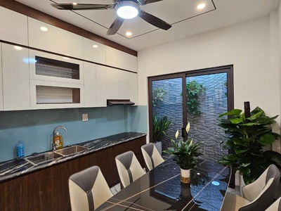 Gấp gấp - cần tiền cho con du học - chủ nhờ bán nhà đẹp   vũ xuân thiều, long biên   ô tô đỗ cửa 2