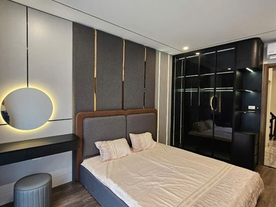 Gấp gấp - cần tiền cho con du học - chủ nhờ bán nhà đẹp   vũ xuân thiều, long biên   ô tô đỗ cửa 4