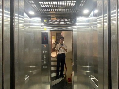 Bán nhà lô góc đình thôn   ô tô đỗ cửa   6 tầng thang máy   diện tích 48m 3