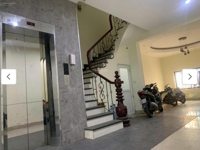 Bán nhanh nhà mặt phố 6tầng - thang máy - cạnh ngã ba ql32, hoài đức 4