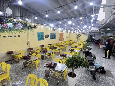 Sang quán đường nguyễn văn đậu, bình thạnh, kv đông đúc 2