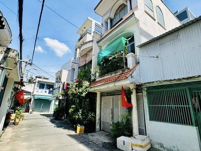 Nhà đẹp gần aeon tân phú   hxh tránh   3 tầng chỉ hơn 5 tỷ   ở ngay 2