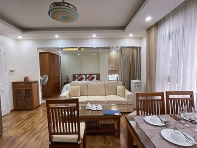 Bán tòa apartment trần thái tông - lô góc 140m  x 9t - ô tô tránh - dòng tiền 200tr/th 2