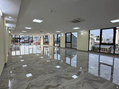 Bán tòa nhà mặt phố văn cao liễu giai, vỉa hẻ đá bóng, kd, 105m chỉ 68 tỷ 1