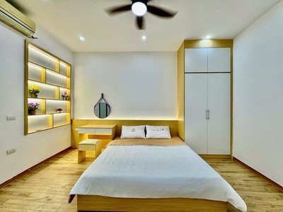 Căn hộ 5 tầng 32m2, 3 phòng ngủ, ngõ minh khai - vị trí vàng - giá giảm sâu 2