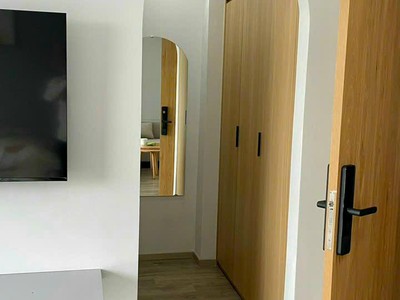 Cho thuê căn hộ 1 ngủ cao cấp giá 7tr tại KĐT Waterfront 6