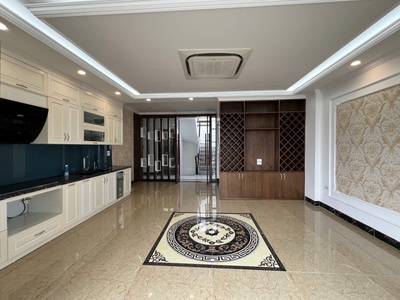 Bán toà nhà dòng tiền cao cấp   quan nhân, cầu giấy   140m  x 8 tầng   thang máy   lô góc 3 mặt 3