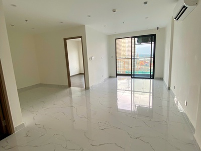 Siêu hot hôm nay  căn 1pn   gh, tầng trung, hướng đn mát, view hồ bơi, giá chỉ 2tỷ77 all in 0