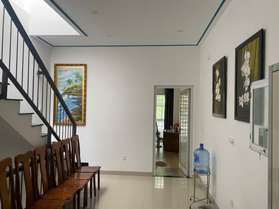 Bán nhà tdc vcn phước long-p.phường phước long dt: 60m2 ngang 4m  giá bán: 5,950 bớt lộc lh e 4
