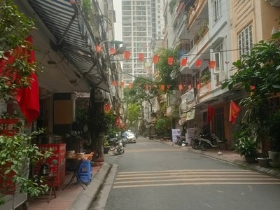 Bán nhà đẹp xuân la, phân lô, ôtô tránh, vỉa hè kinh doanh, 51m2 giá 16 tỷ 0