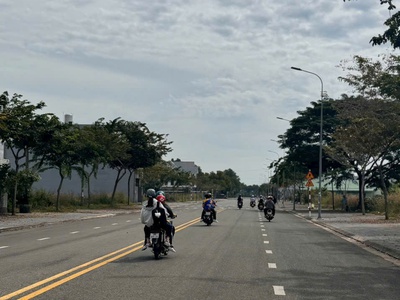 Bán lô đất mặt tiền đường hoàng hoa thám, p. long tâm, tp bà rịa 1