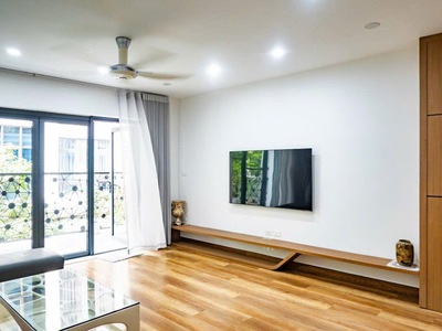 Phân lô ô tô vào nhà phố lạc long quân, tây hồ, mặt tiền 5.2m, hai thoáng, 51m, 13.5 tỷ 2