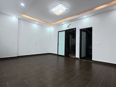 Siêu Phẩm - 1 Căn duy nhất 5 tầng có thang máy view công viên kinh doanh tốt giá chỉ 6,9 tỷ 9
