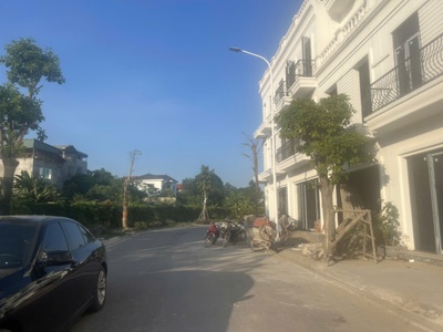 Bán nhà 4 tầng tại Khai Quang, Vĩnh Yên, Vĩnh Phúc. Giá chỉ 4 tỷ. LH: 098.991.6263 2