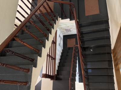 Bán nhà 3 tầng đường Hoàng Thúc Trâm,gần tiểu la,hải châu. giá 8.5 tỷ. 10