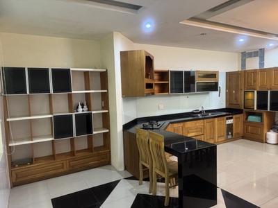Nhà 3 tầng, 31 Hoàng Thúc Trâm,gần Sân Bay Đà Nẵng. giá 7.9 tỷ. 2