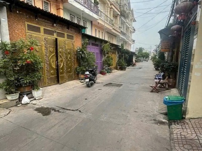 Nhà sang trọng 1 trệt 1 lửng 1 lầu ngang 4,5m đường 7m thông TCH10 0