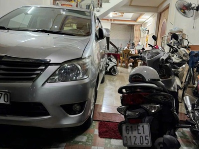 Nhà sang trọng 1 trệt 1 lửng 1 lầu ngang 4,5m đường 7m thông TCH10 2