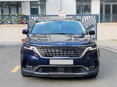 Bán xe Kia Carnival 2.2D Signature 2023, màu xanh đen. 0