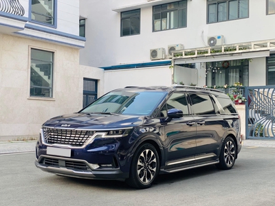 Bán xe Kia Carnival 2.2D Signature 2023, màu xanh đen. 2