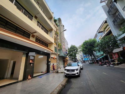 Bán gấp tòa nhà Dương Tử Giang P.4 Quận 11, giá 70ty, đang có sẵn thu nhập 3