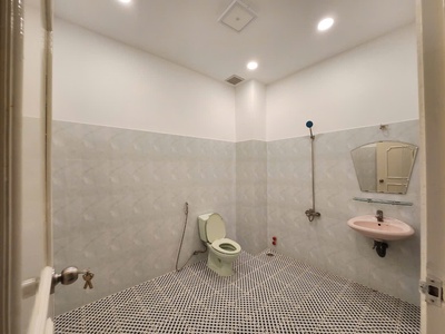Bán gấp tòa nhà Dương Tử Giang P.4 Quận 11, giá 70ty, đang có sẵn thu nhập 6