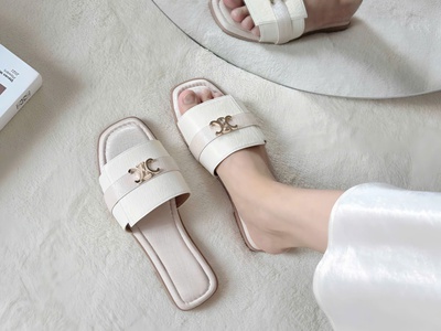 Xưởng sản xuất giày Quốc Định chuyên sx giày hiệu Luxery 3