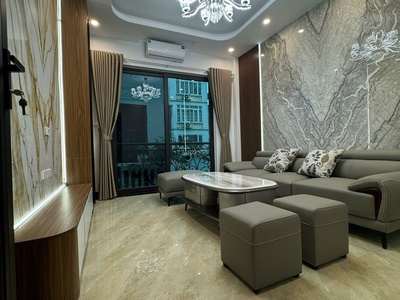 Bán nhà phố hoàng cầu, đống đa - 50m  x 7t thang máy - full nội thất- kinh doanh - 15.5 tỷ 0