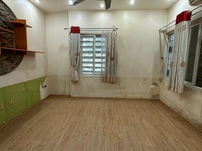 Cho thuê nhà 50m2, 5tầng, 5pn   nội thất, ngõ ô tô - phố yên lạc, p.vĩnh tuy, q.hai bà trưng, hn 3