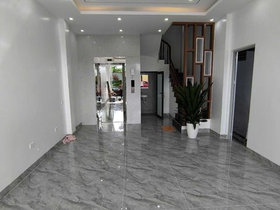 Siêu phẩm vừa lên kệ - 7 tầng thang máy - lô góc - ô tô tránh - vỉa hè - khu quân đội dân trí cao. 1