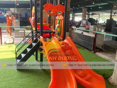 Cầu trượt khu vui chơi trẻ em, cầu trượt liên hoàn giá rẻ 3