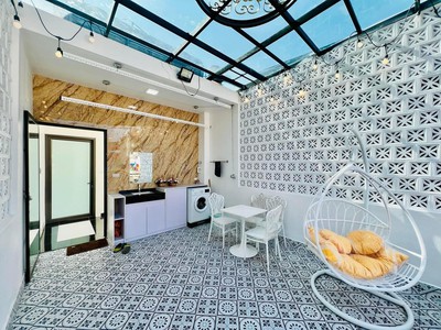 Nhà cực đẹp, phố hồng mai, hai bà trưng, nội thất 5 sao, 2 thoáng, ô tô 20m2, dt 40m2 giá 8.45 tỷ 3