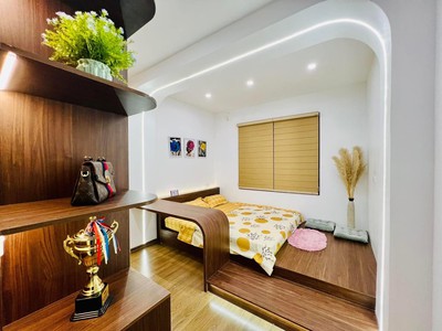 Nhà cực đẹp, phố hồng mai, hai bà trưng, nội thất 5 sao, 2 thoáng, ô tô 20m2, dt 40m2 giá 8.45 tỷ 2