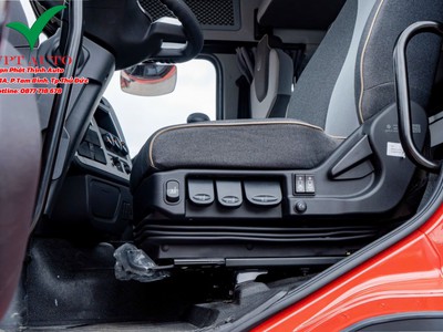 Xe đfâu kéo Dongfeng động cơ 420hp  2024 7