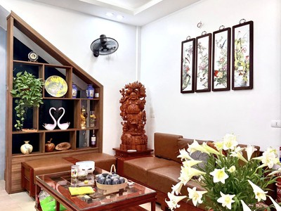 Bán siêu phẩm ô tô đỗ cửa 50 m2 giá 14.4 tỷ tại thái thịnh, đống đa. 3