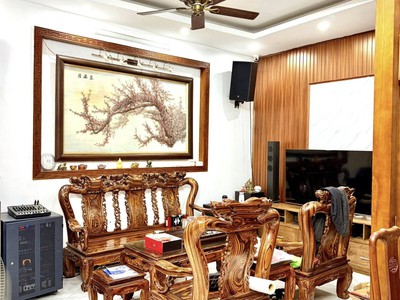 Bán siêu phẩm ô tô đỗ cửa 50 m2 giá 14.4 tỷ tại thái thịnh, đống đa. 2