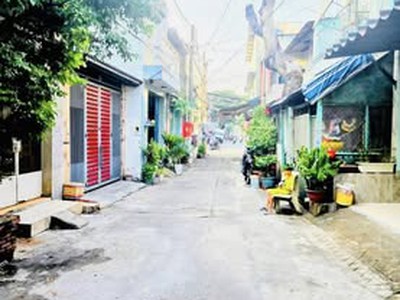 Gấp bán giảm 1 tỷ - giáp tân bình - q11 - hxh  - 82m - 3 tầng chỉ 6.x tỷ 1