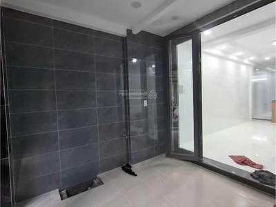  bán nhà mới q.10, sau hà đô, vị trí vip, 6.x tỷ 2