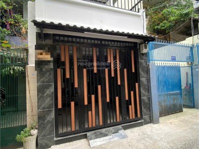  bán nhà mới q.10, sau hà đô, vị trí vip, 6.x tỷ 4