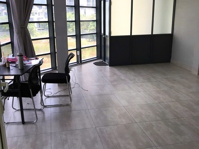 Chính chủ cho thuê mặt bằng văn phòng đẹp, rộng rãi tại đường cách mạng tháng 8, p12, quận 10. 2