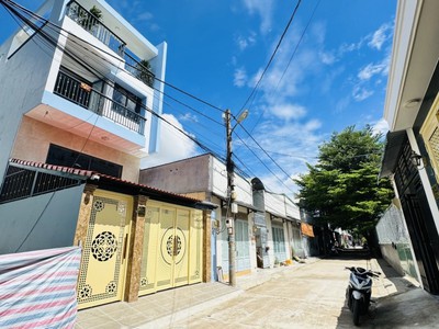 Đất đẹp linh trung thủ đức   ngang 8m vuông đẹp   117m    hẻm xe tải   gần hoàng diệu 2   9 tỷ 2