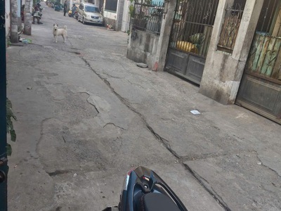 Hẻm xe tải thông - kề bên tân hoà đông - bình trị đông - ngay ngã tư 4 xã - 2 tầng - 33m2 - 2 phòng 3