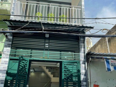 Hẻm xe tải thông - kề bên tân hoà đông - bình trị đông - ngay ngã tư 4 xã - 2 tầng - 33m2 - 2 phòng 4