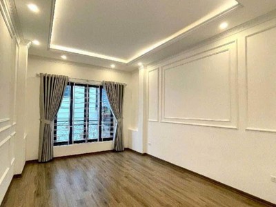 Bán nhà đẹp ngọc thuỵ - full nội thất-  gần ô tô- 5 tầng - nhỉnh 5 tỷ 1
