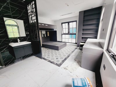 Bán nhà 6 tầng thang máy phố lạc long quân, tây hồ, ô tô vào nhà, dân trí cao, 48m, 13 tỷ. 2
