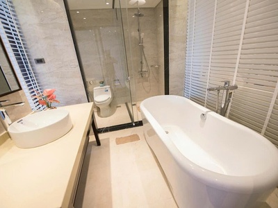 Bán tòa apartment phố vip dịch vọng hậu - 120m  x 9t thang máy - dòng tiền 200tr/tháng 4