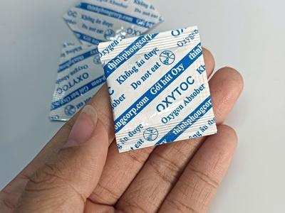Gói hút khí Oxytoc nhà Thịnh Phong bảo quản bánh 1