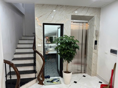 Bán nhà 38m, 5 tầng, thang máy   xuân la - ôtô ngủ trong nhà   full nội thất cao cấp   giá 11.6 tỷ 1