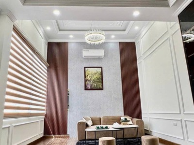 Mặt ngõ nguyễn văn huyên - 30m ra phố - ôtô vào nhà - 7 tầng thang máy - giá 19 tỷ 2